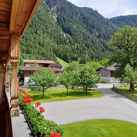 Landhaus Eberler Mayrhofen Buitenkant foto